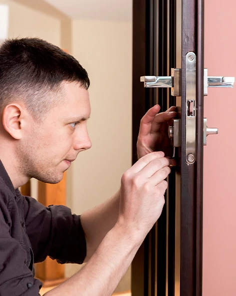 : Professional Locksmith For Commercial And Residential Locksmith Services in Elgin, IL