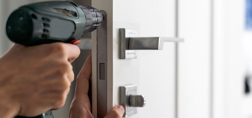 Locksmith For Lock Replacement Near Me in Elgin, IL