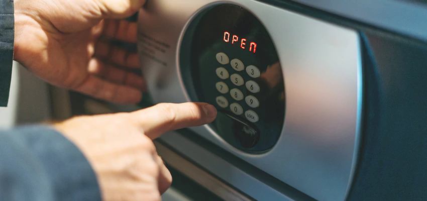 Cash Safe Openers in Elgin, Illinois