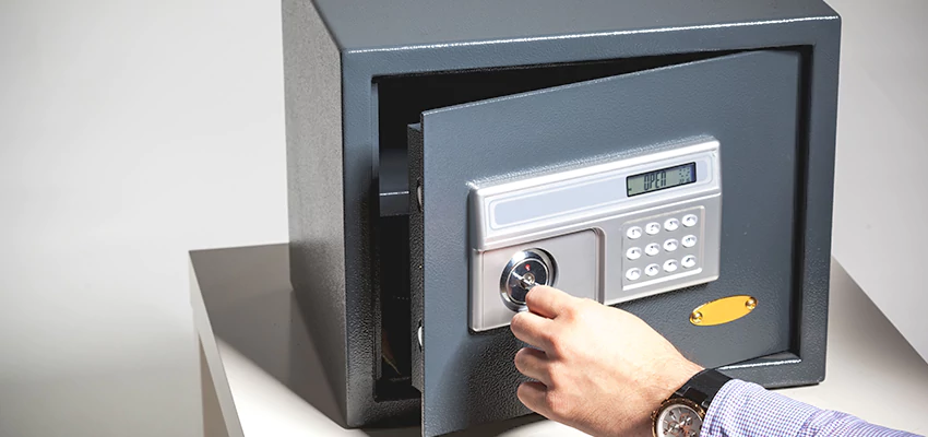 Jewelry Safe Unlocking Service in Elgin, Illinois